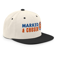 Natural and black snapback – right front Christian mockup with neutral crown and bold black brim